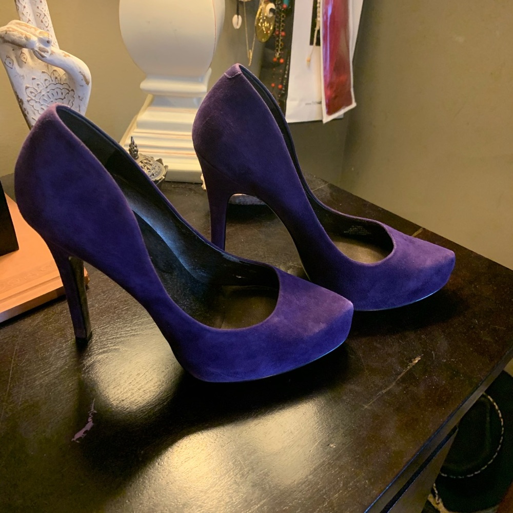 Purple suede Jessica Simpson Stiletto heels